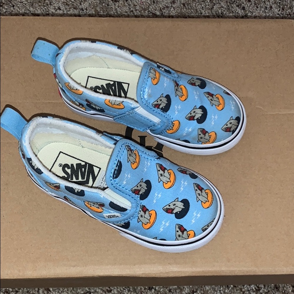 Toddler Slip-On V Shoes Canvas Floatie Sharks